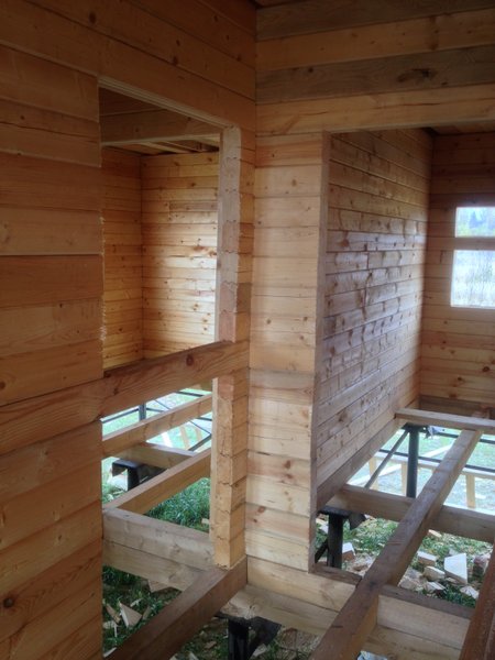 Дом-баня из бруса с брусовыми фронтонами и перегородками - 10 х 15 м